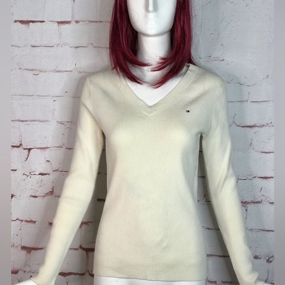 Y2K TOMMY HILFIGER Cream Ribbed Knit Preppy   V-Neck Long Sleeve Top Size Medium - Picture 13 of 13